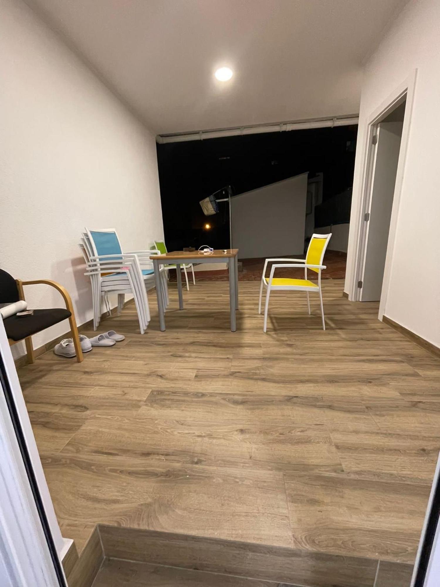 Apartments Jota Barcelona Bagian luar foto